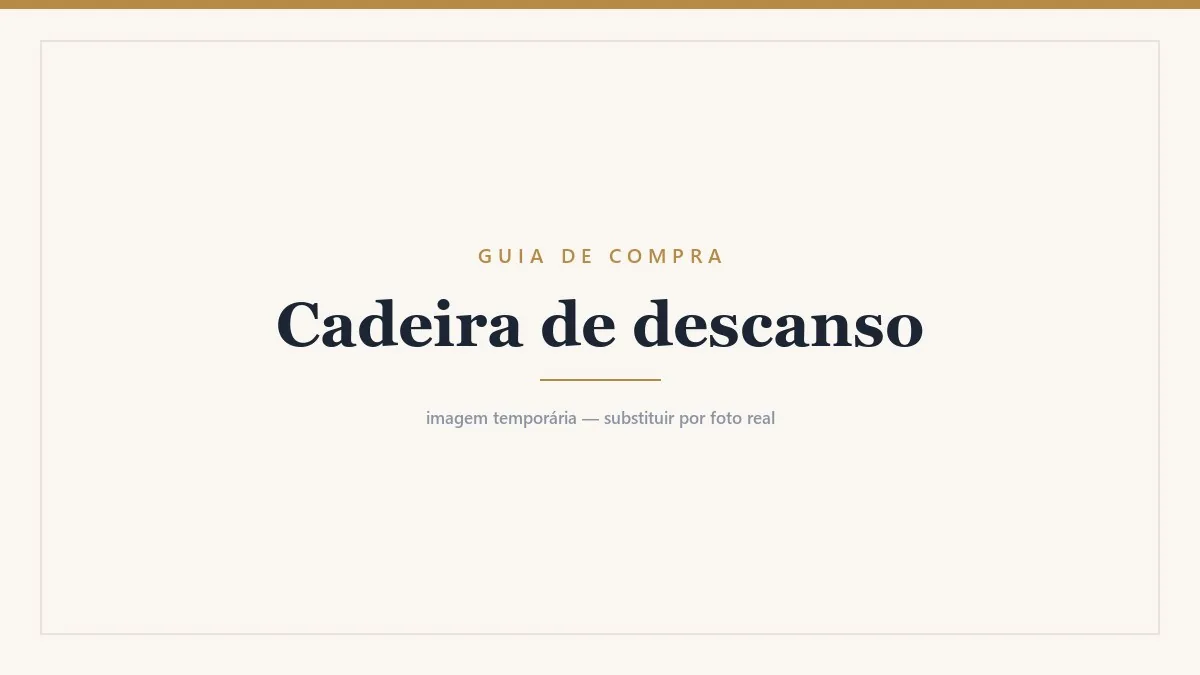 Bebê na cadeira de descanso