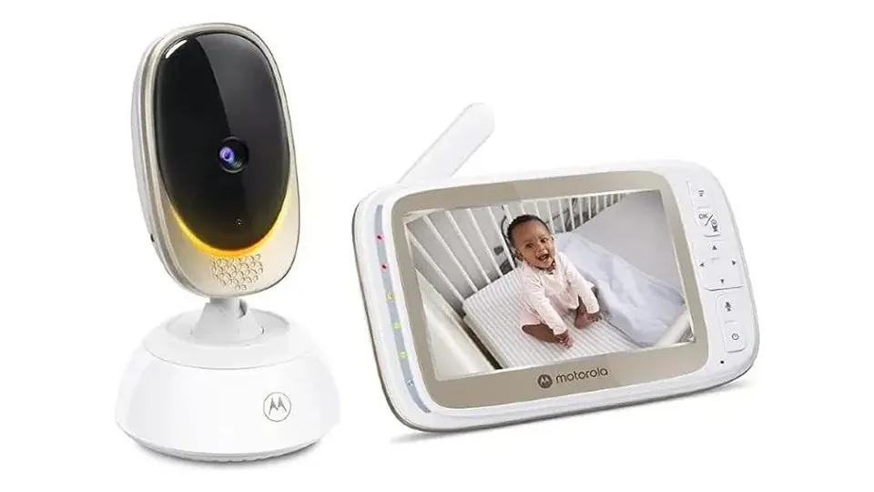 Babá com câmera e monitor próprio — foto 4