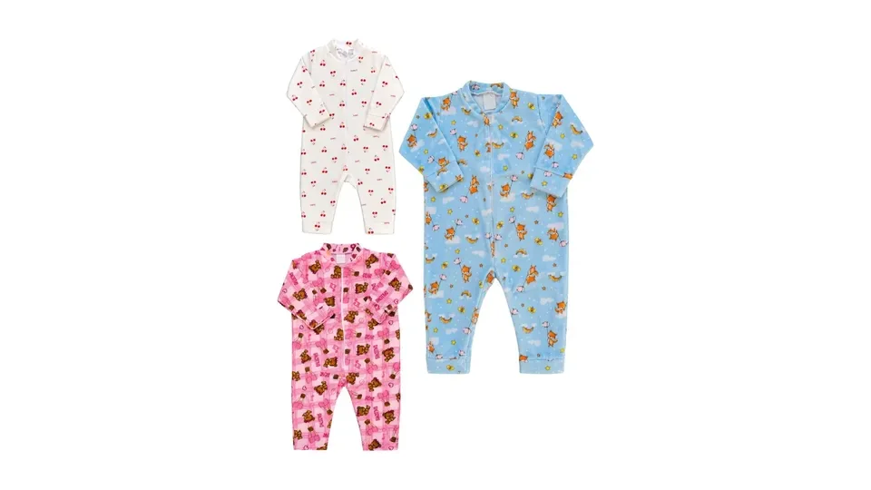 Kit com três macacões pijama de fleece estampados para bebê, com zíper (foto 2)