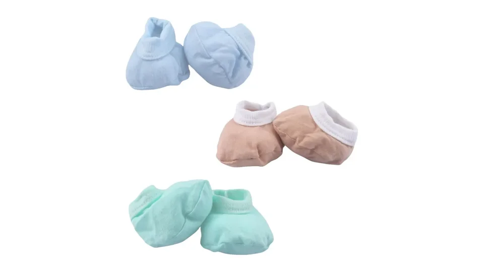 Kit de 30 peças de roupa de recém-nascido com bodies, mijões, toucas, meias e luvas (foto 3)